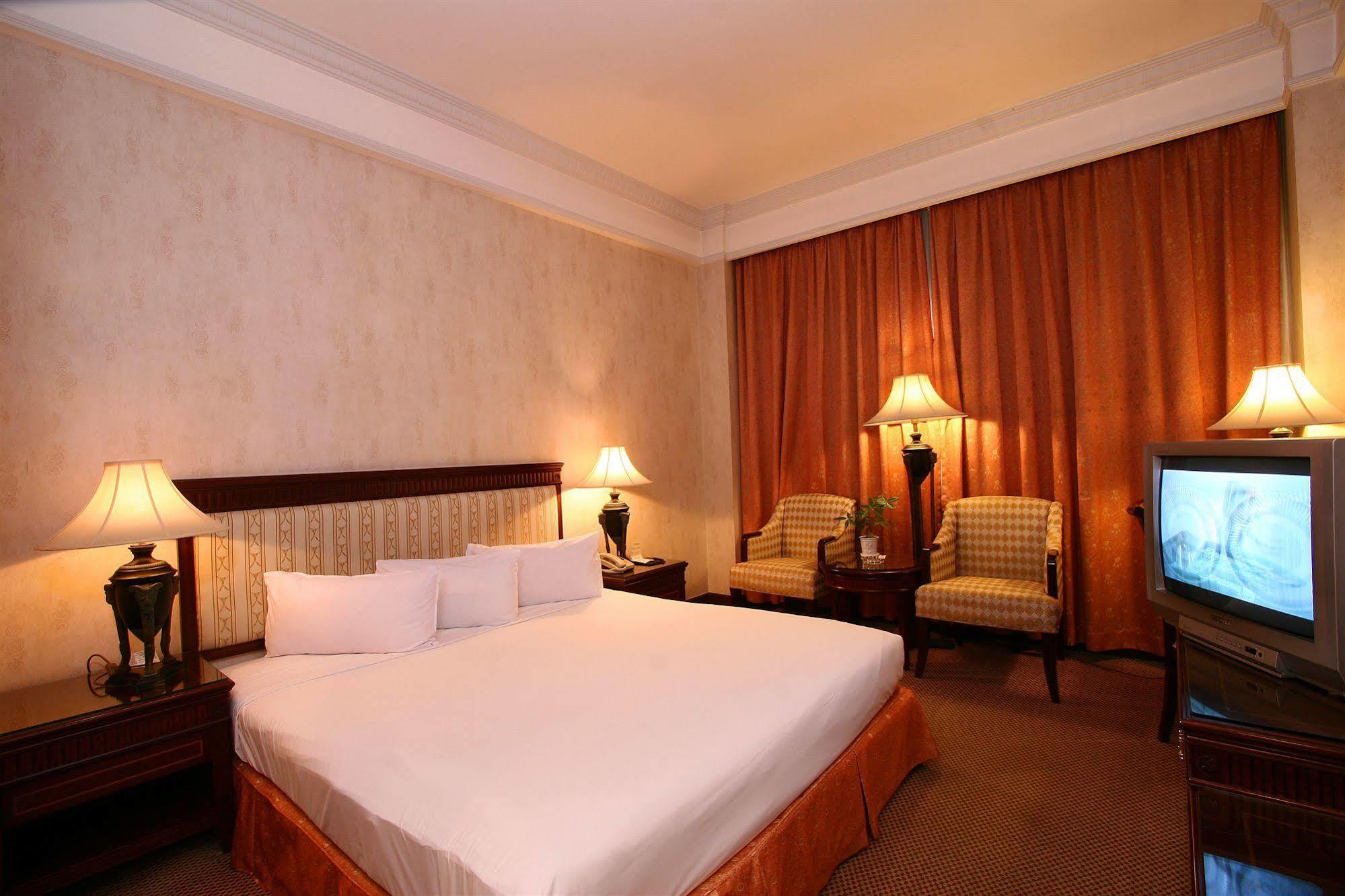 Grand Palace Hotel - Grand Hotel Management Group Guangzhou Exterior photo